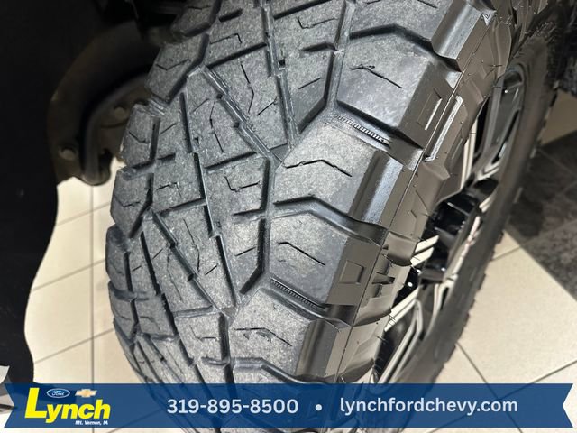 Used 2022 GMC Sierra 3500 AT4 w/ AT4 Premium Plus Package image 32