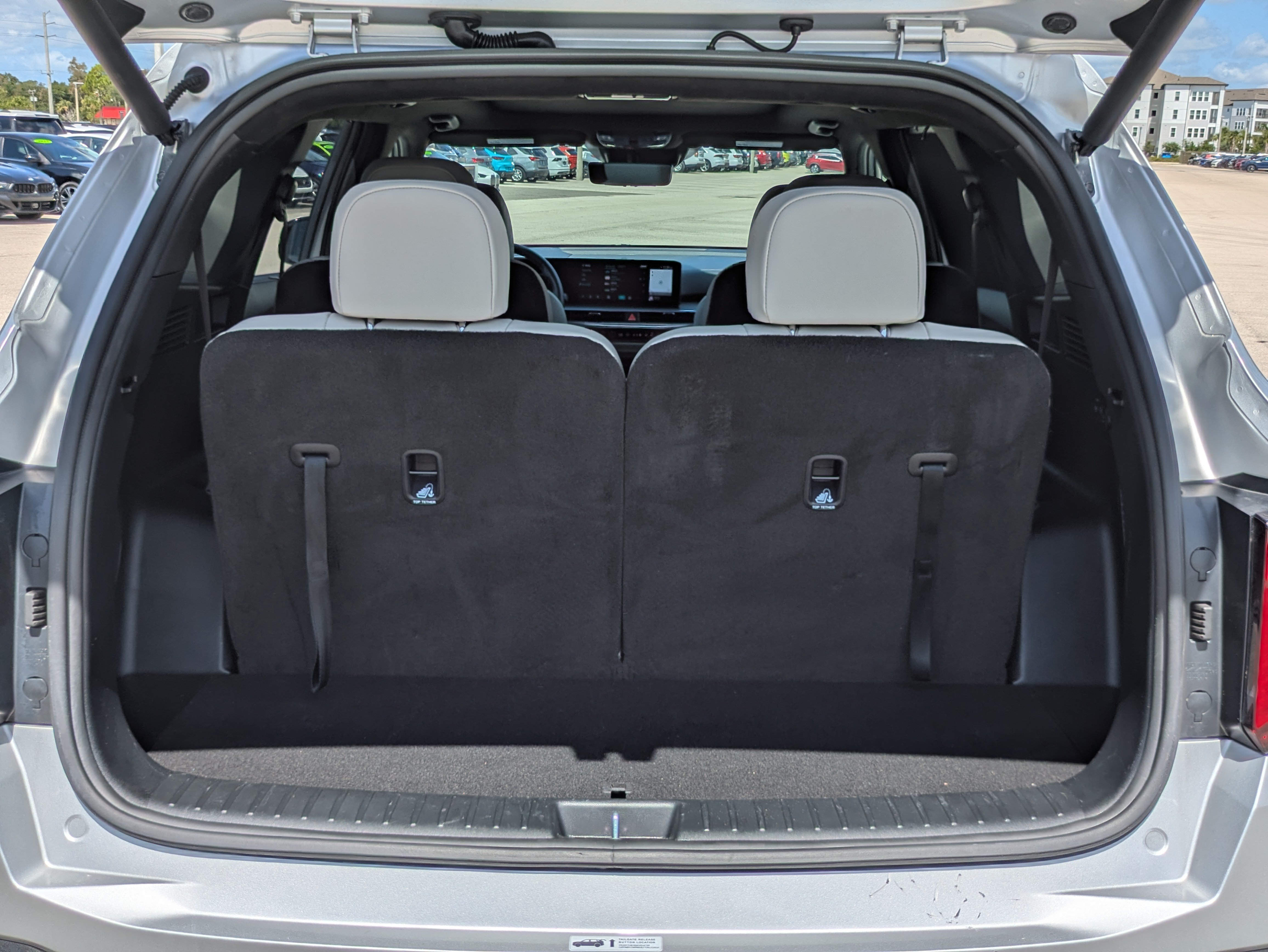 Certified 2025 Kia Sorento SX Prestige AWD/4WD image 13