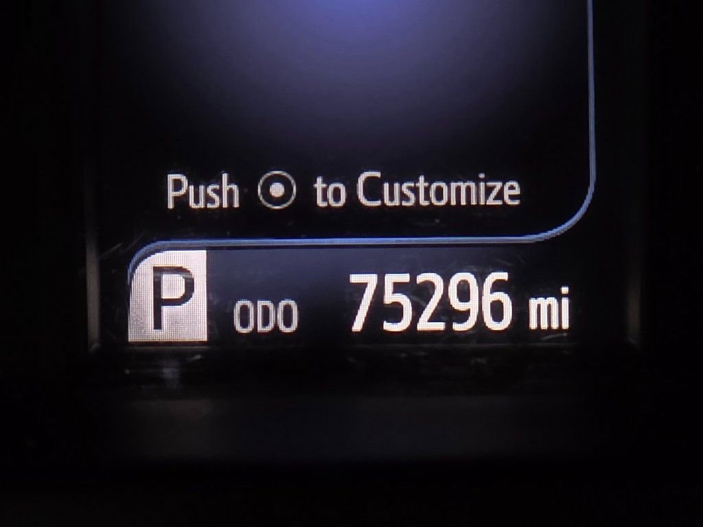 Used 2017 Toyota Camry SE image 33