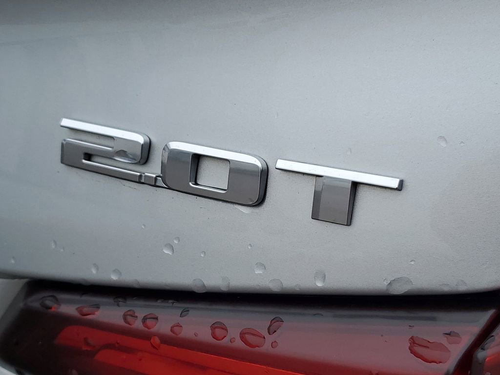 Used 2019 Cadillac XT4 Premium Luxury w/ Cold Weather Package image 34