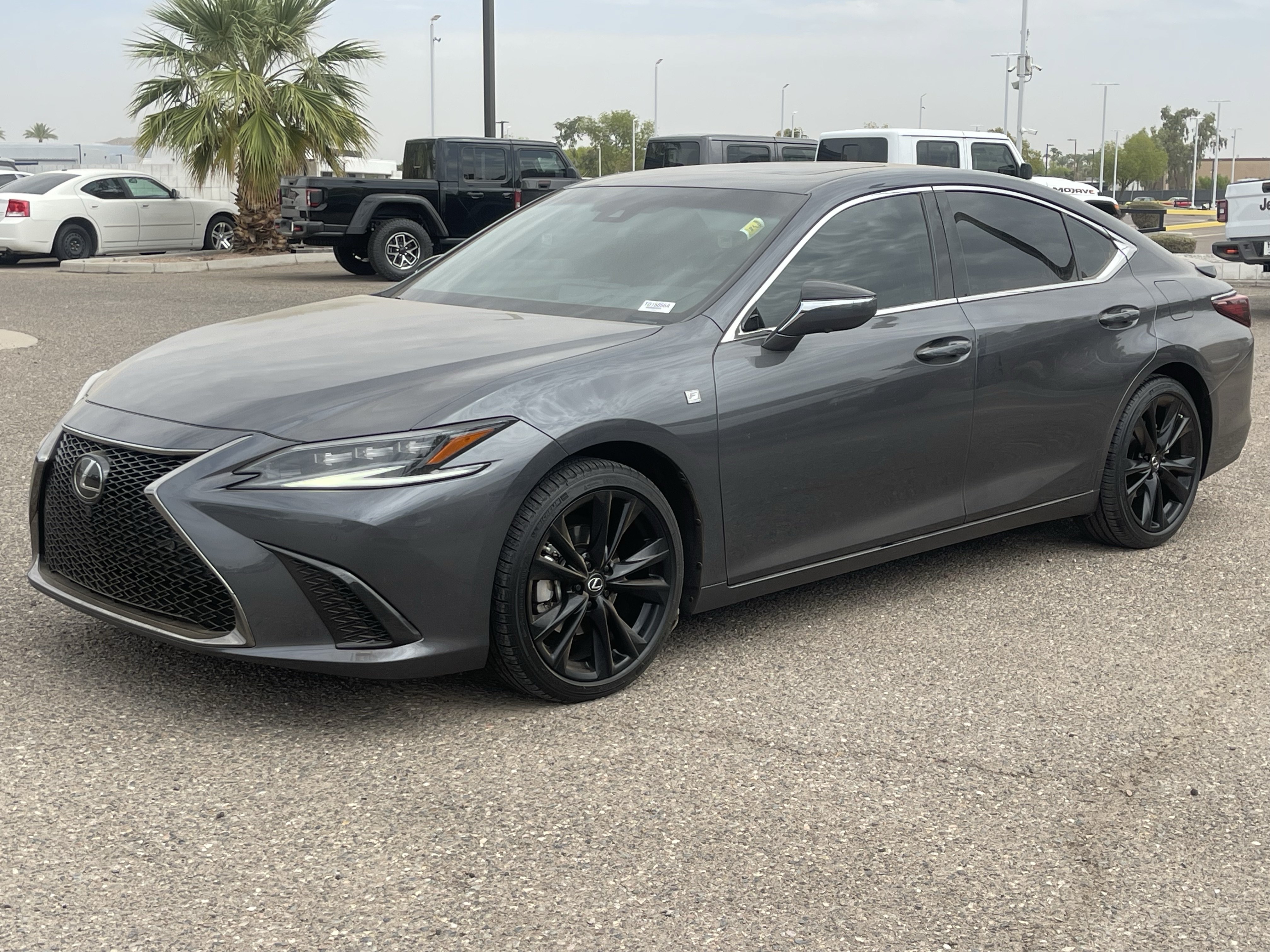 Used 2023 Lexus ES 350 F Sport w/ Accessory Package (Z2) FWD image 2