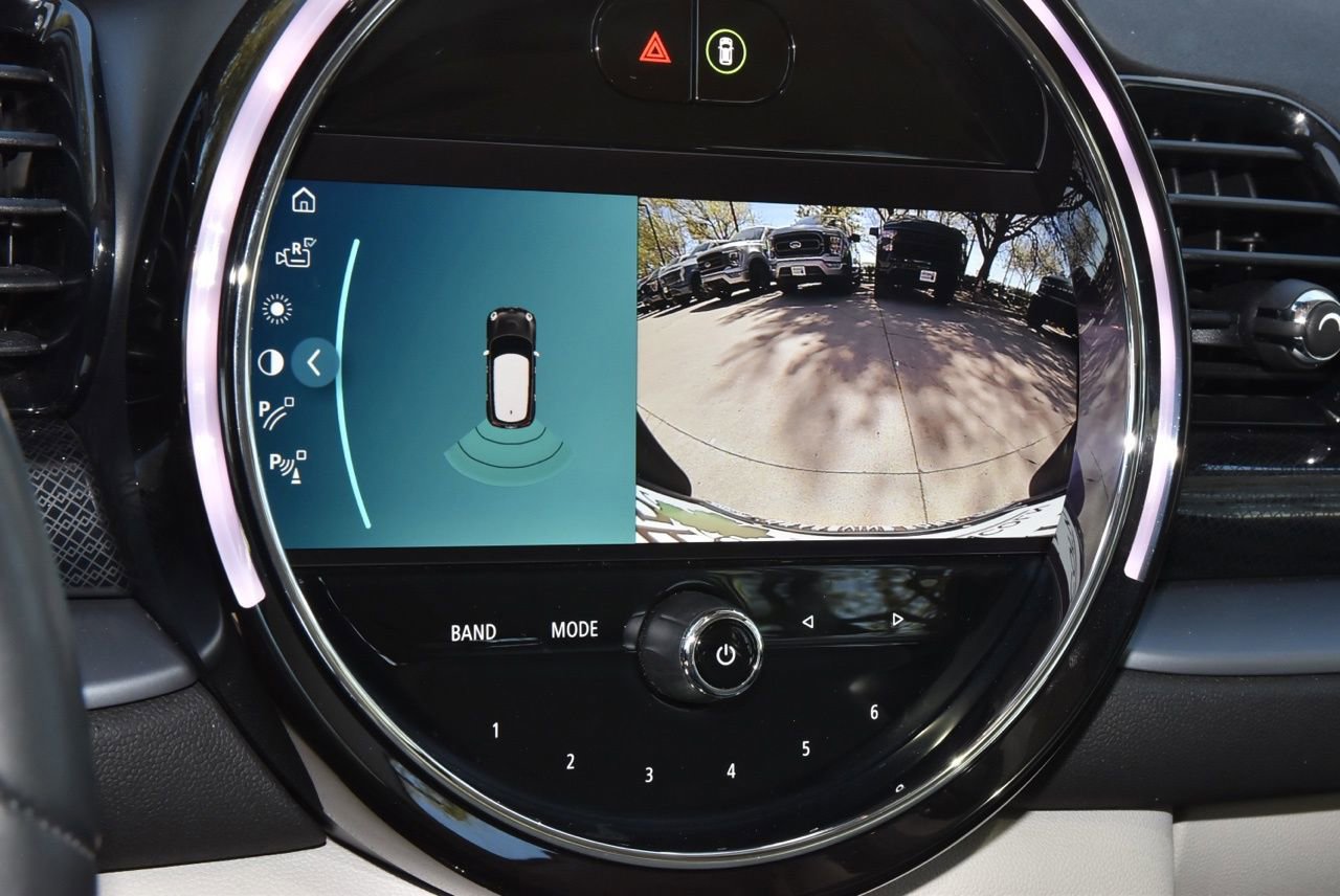 Used 2024 MINI Cooper Clubman S w/ Signature Upholstery Package image 28