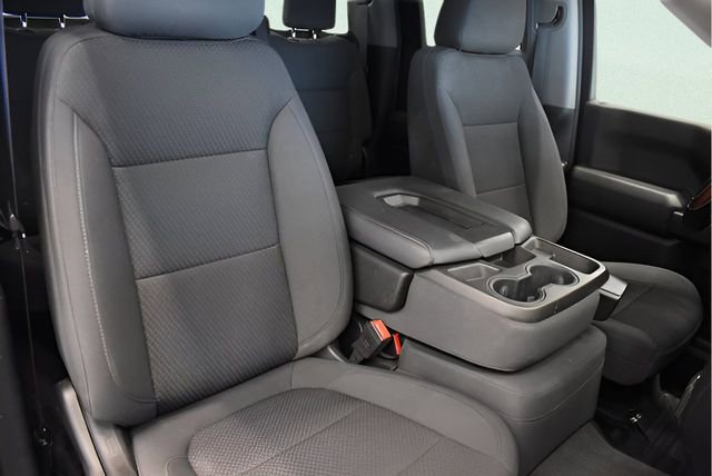 Used 2020 Chevrolet Silverado 1500 Custom w/ Custom Value Package AWD/4WD image 6