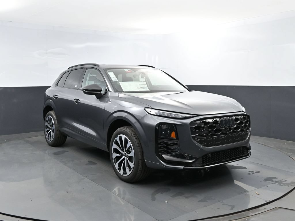 New 2026 Audi Q3 quattro 2.0T AWD/4WD image 3