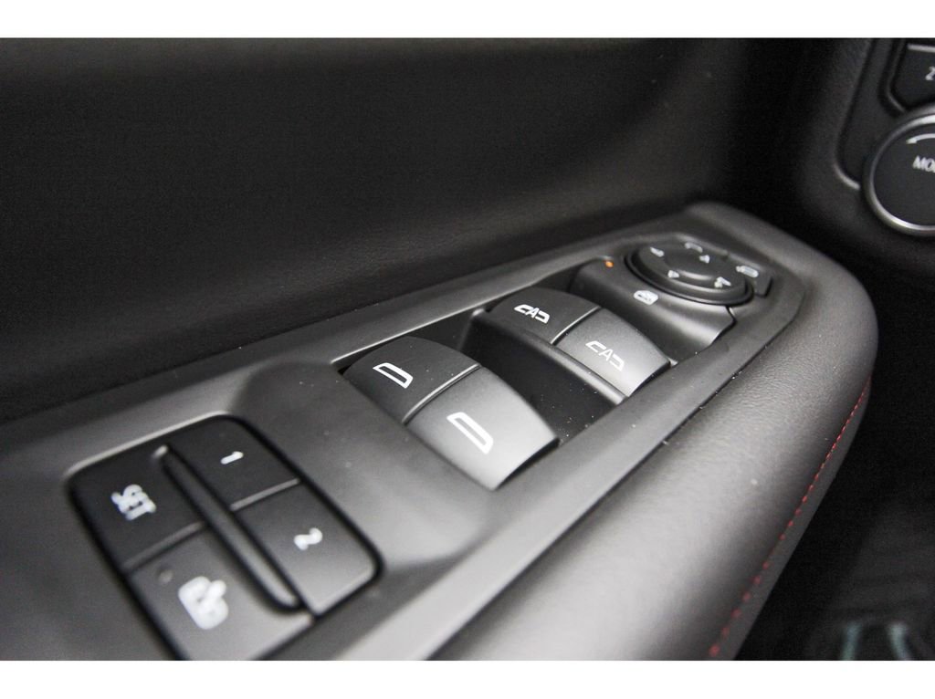 Used 2021 Chevrolet Suburban RST AWD/4WD image 20