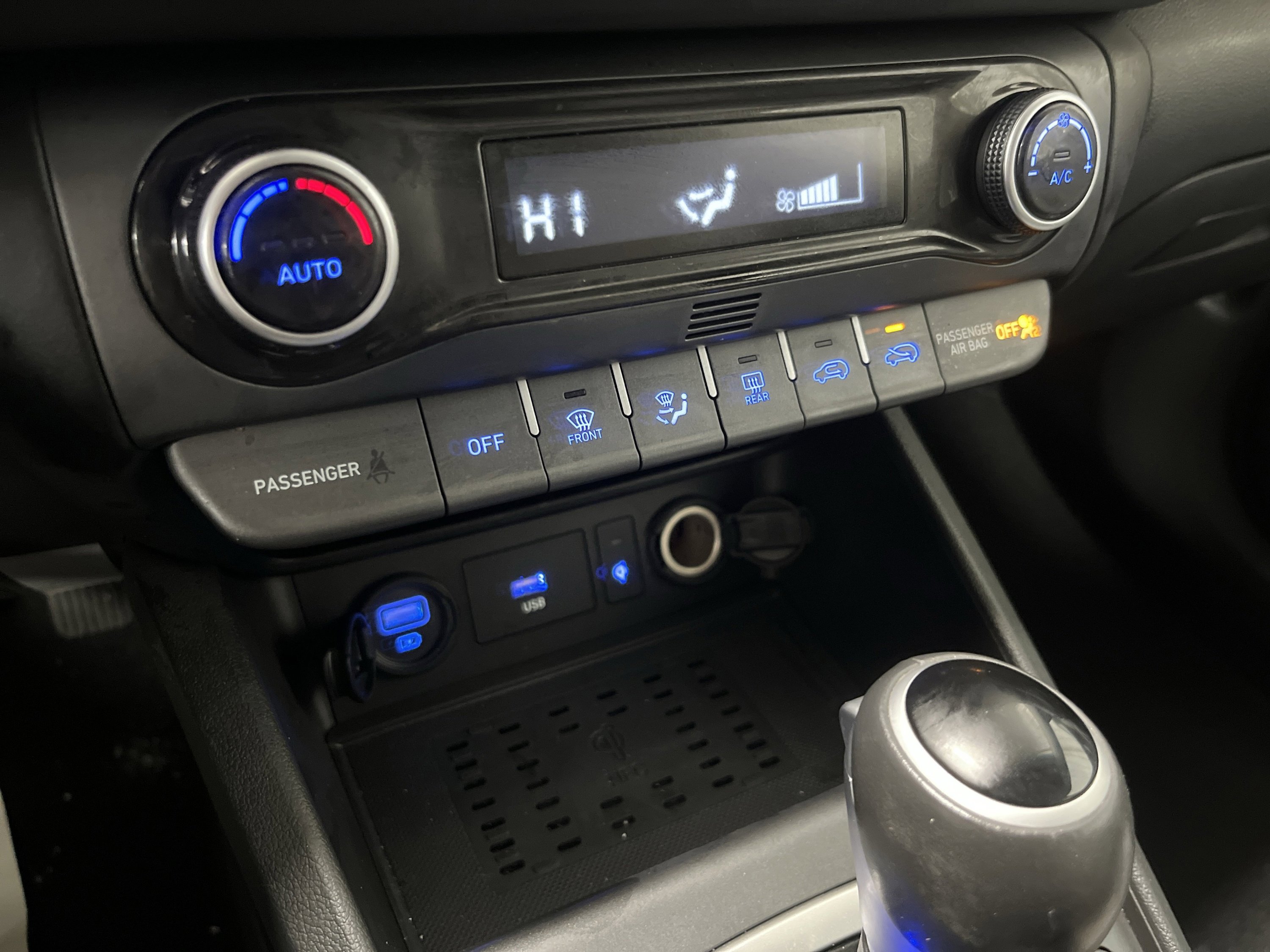 Used 2023 Hyundai Kona SEL w/ Convenience Package image 24