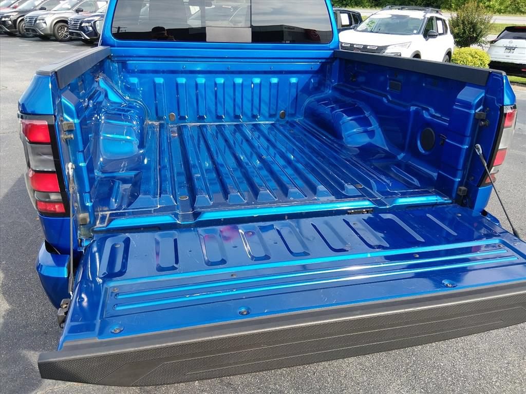 Certified 2025 Nissan Frontier Pro-X RWD image 15