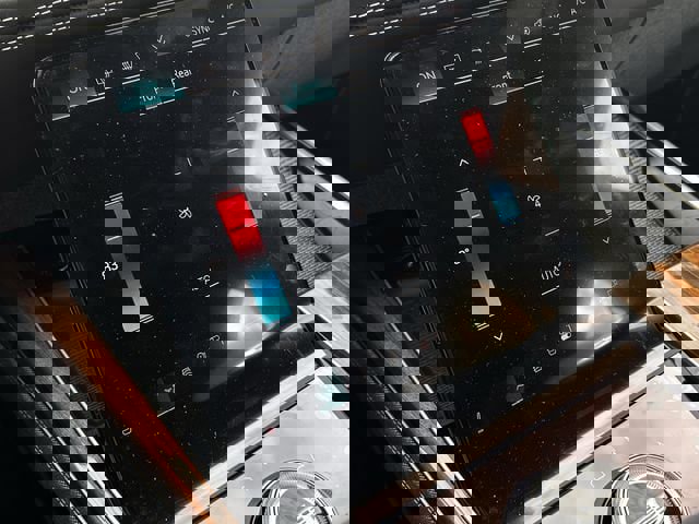 New 2026 Cadillac Escalade ESV Platinum Luxury w/ LPO, Floor Liner Package image 15