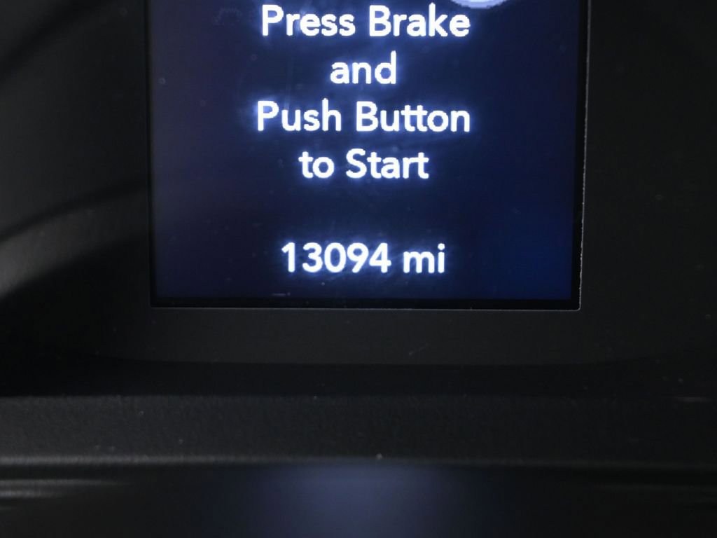 Used 2025 Jeep Wrangler Sport image 27