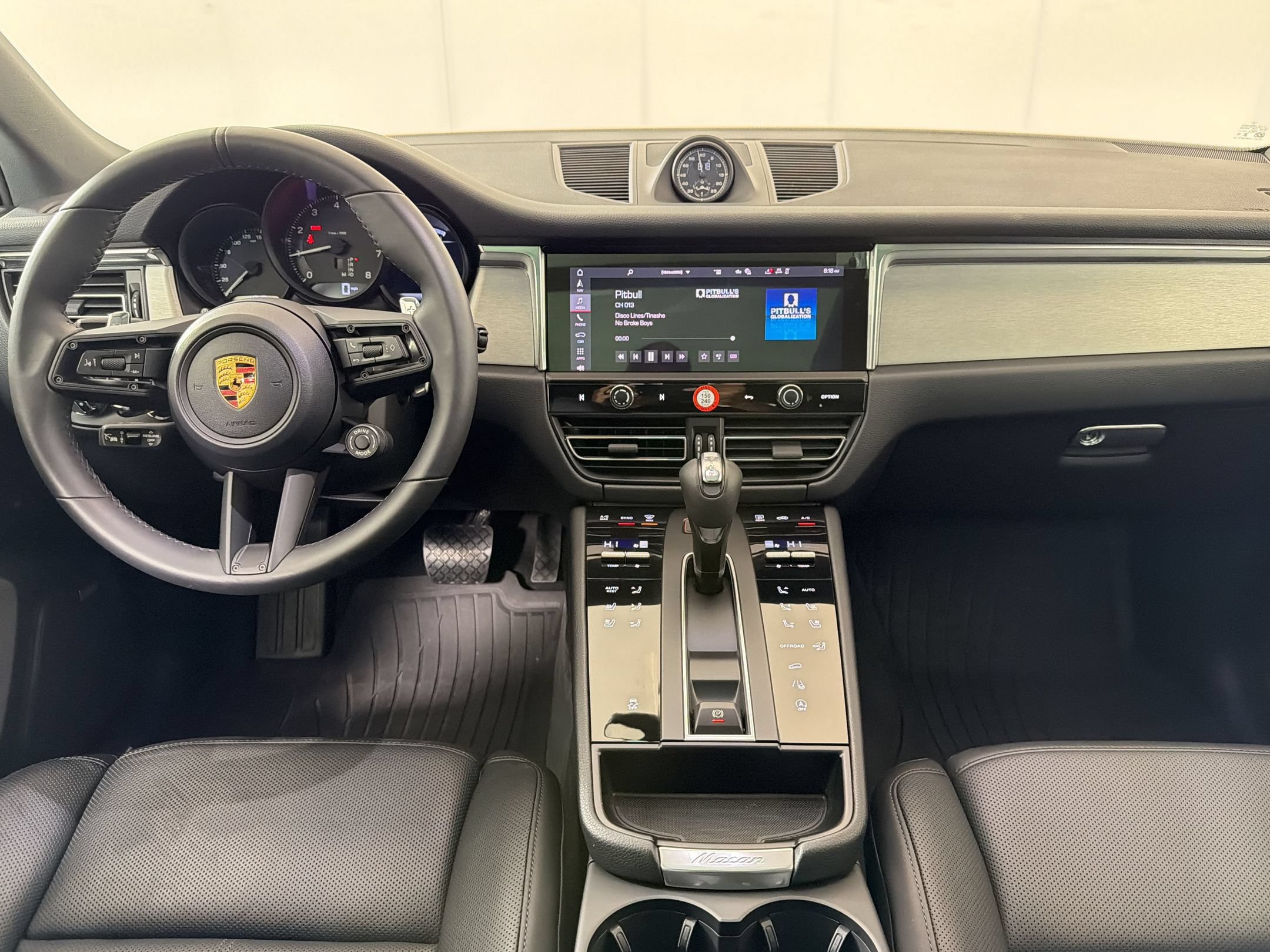 Certified 2026 Porsche Macan AWD/4WD image 20