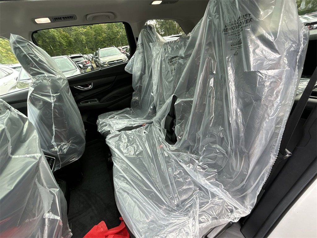 New 2025 Subaru Ascent Limited image 13