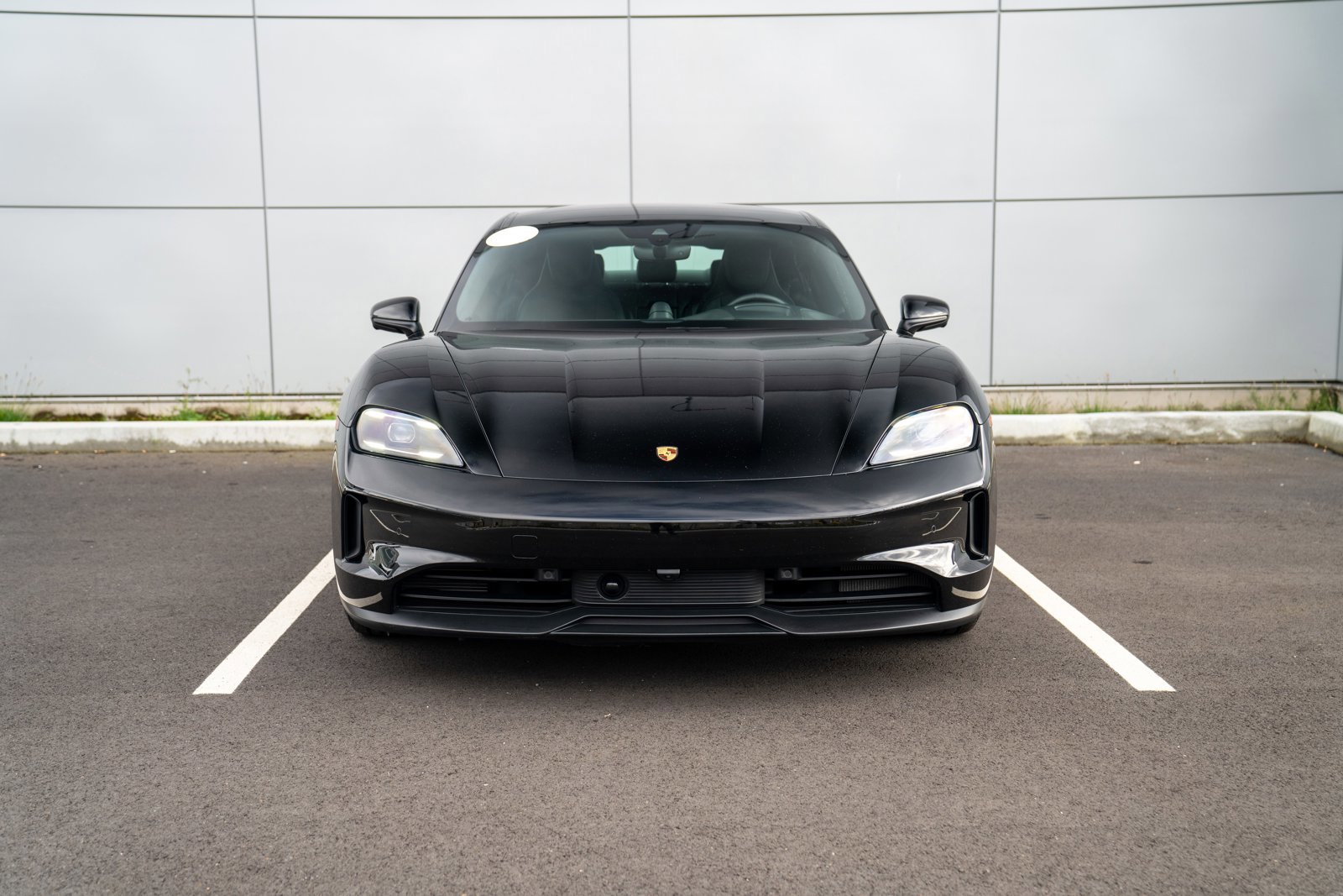 Certified 2025 Porsche Taycan image 6