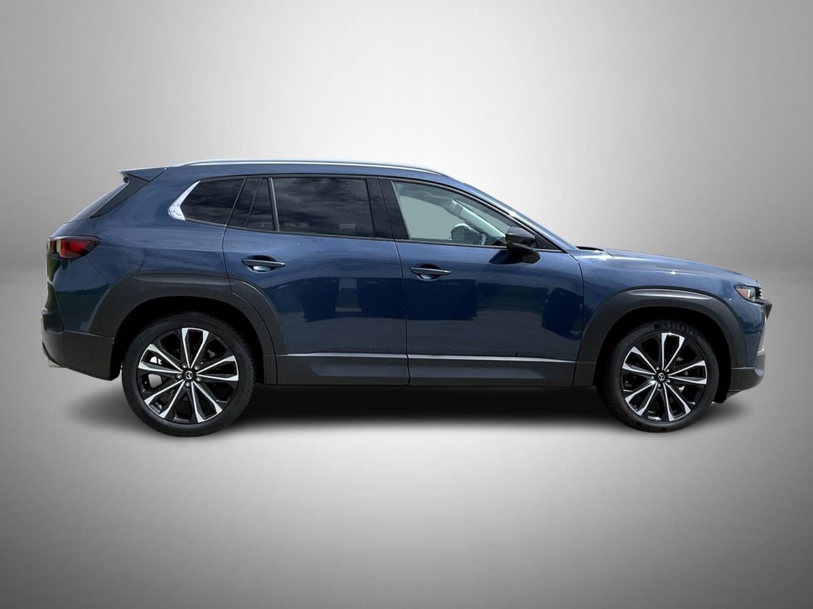 Used 2025 MAZDA CX-50 AWD 2.5 S w/ Premium Plus Pkg image 4