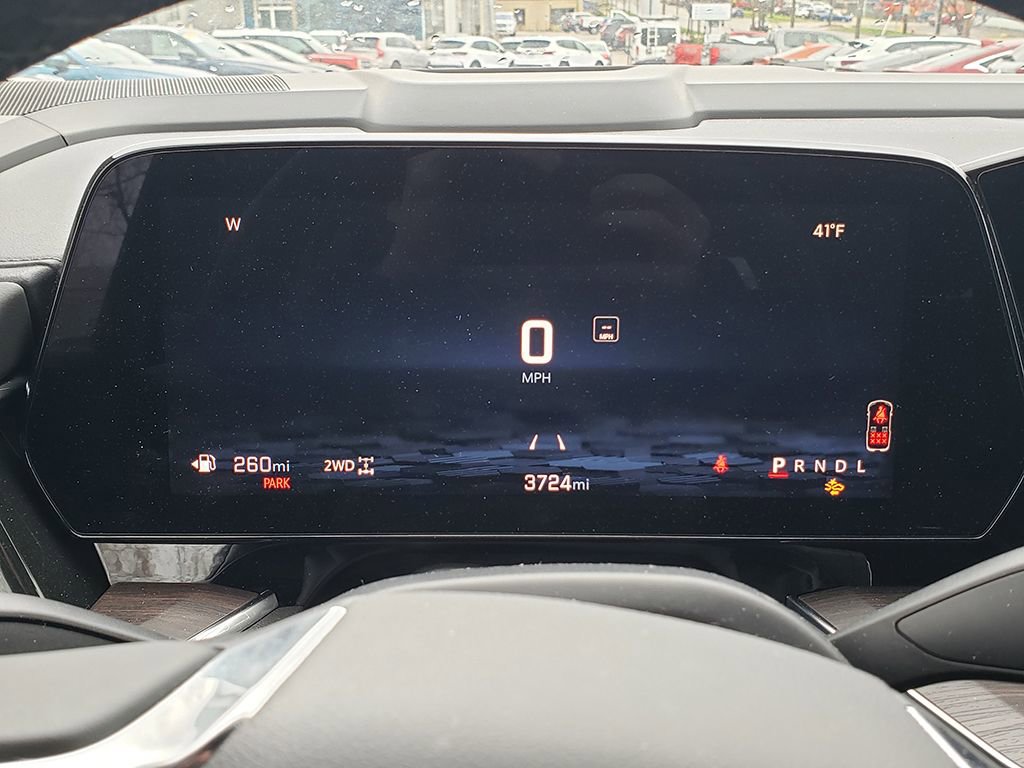 Used 2025 Chevrolet Tahoe LS image 30