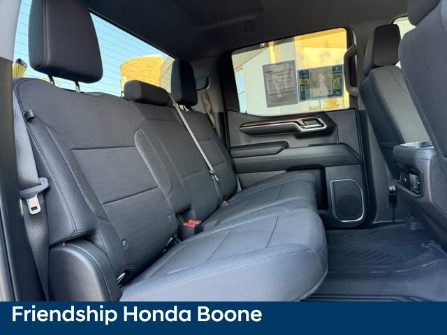 Used 2024 Chevrolet Silverado 1500 LT Trail Boss AWD/4WD image 46