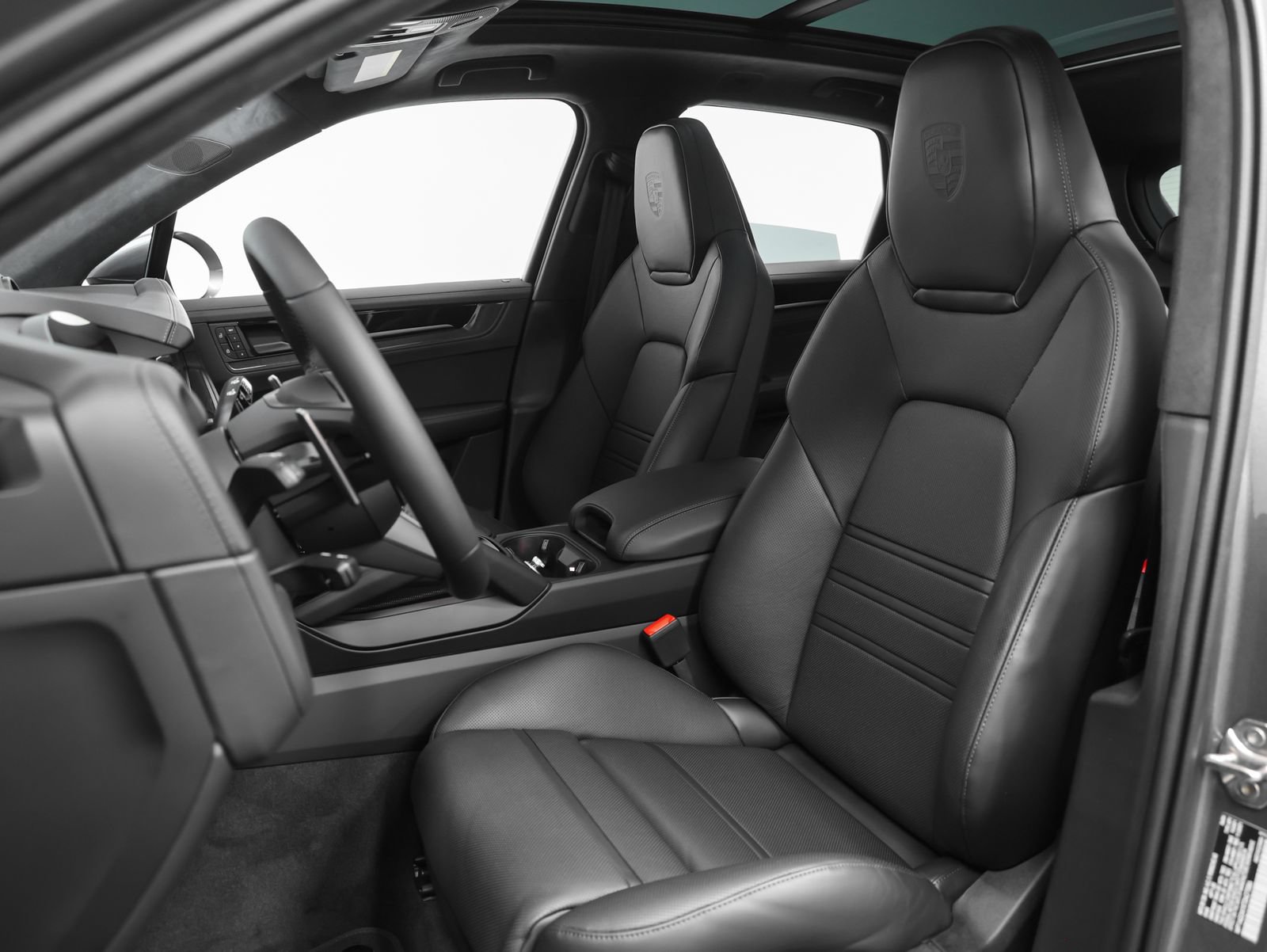 New 2026 Porsche Cayenne GTS AWD/4WD image 5