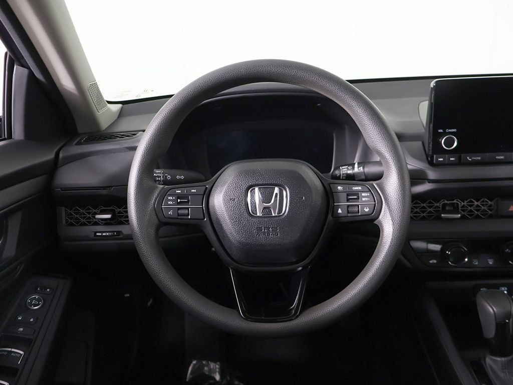 Used 2025 Honda Accord SE image 39