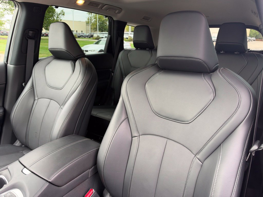 Used 2026 INFINITI QX60 Luxe w/ Cargo Package AWD/4WD image 19