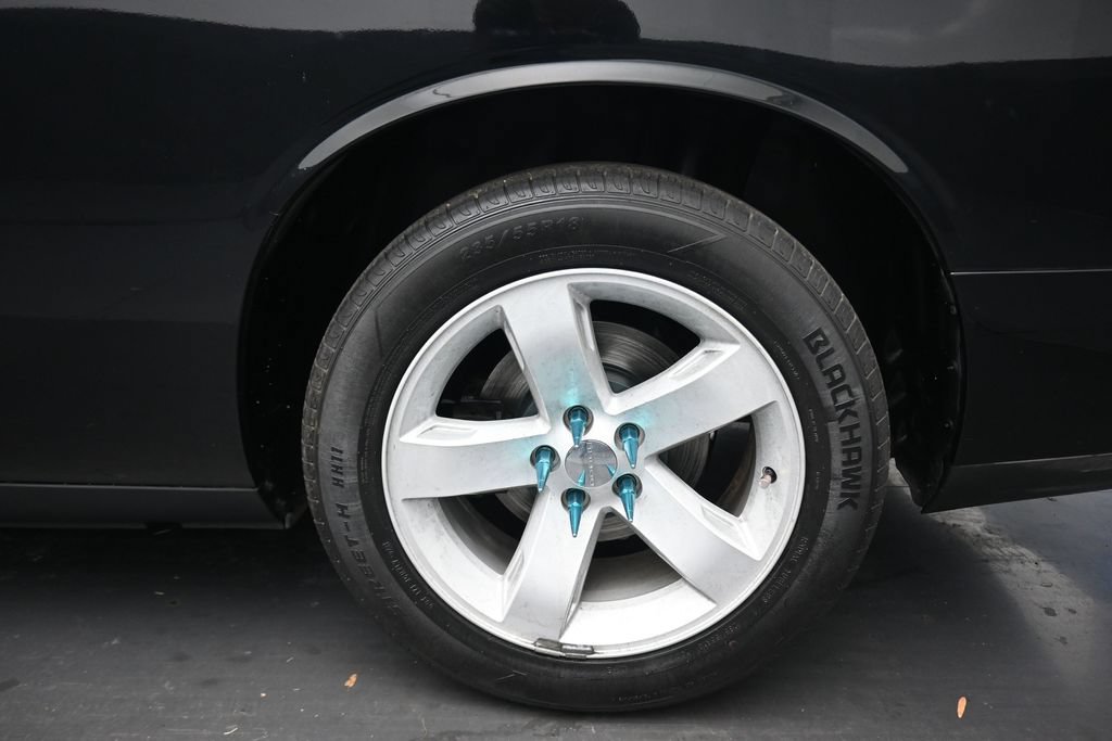 Used 2012 Dodge Challenger SXT RWD image 42