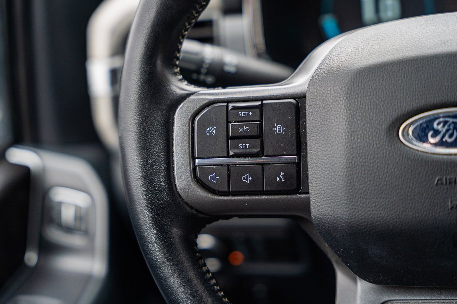 Used 2022 Ford F150 Lariat image 27