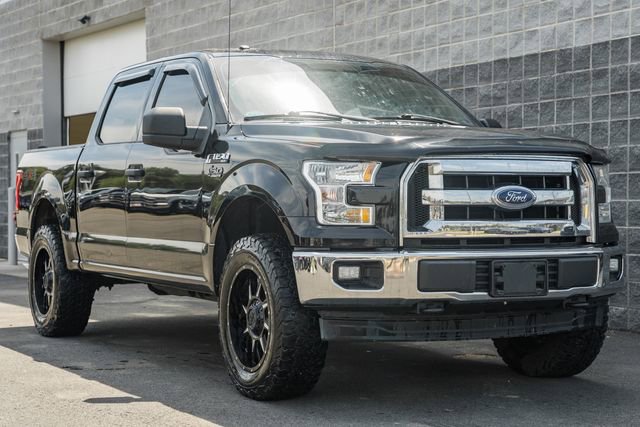 Used 2017 Ford F150 XLT image 2