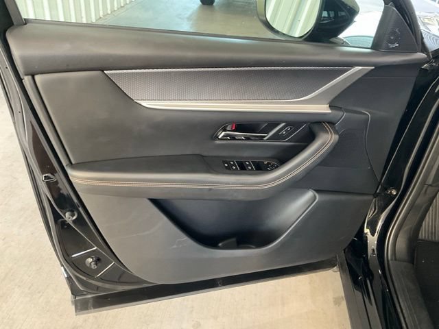 Used 2025 MAZDA CX-90 3.3 Turbo w/ Preferred Package AWD/4WD image 5