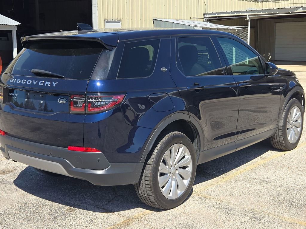 Used 2020 Land Rover Discovery Sport SE AWD/4WD image 3