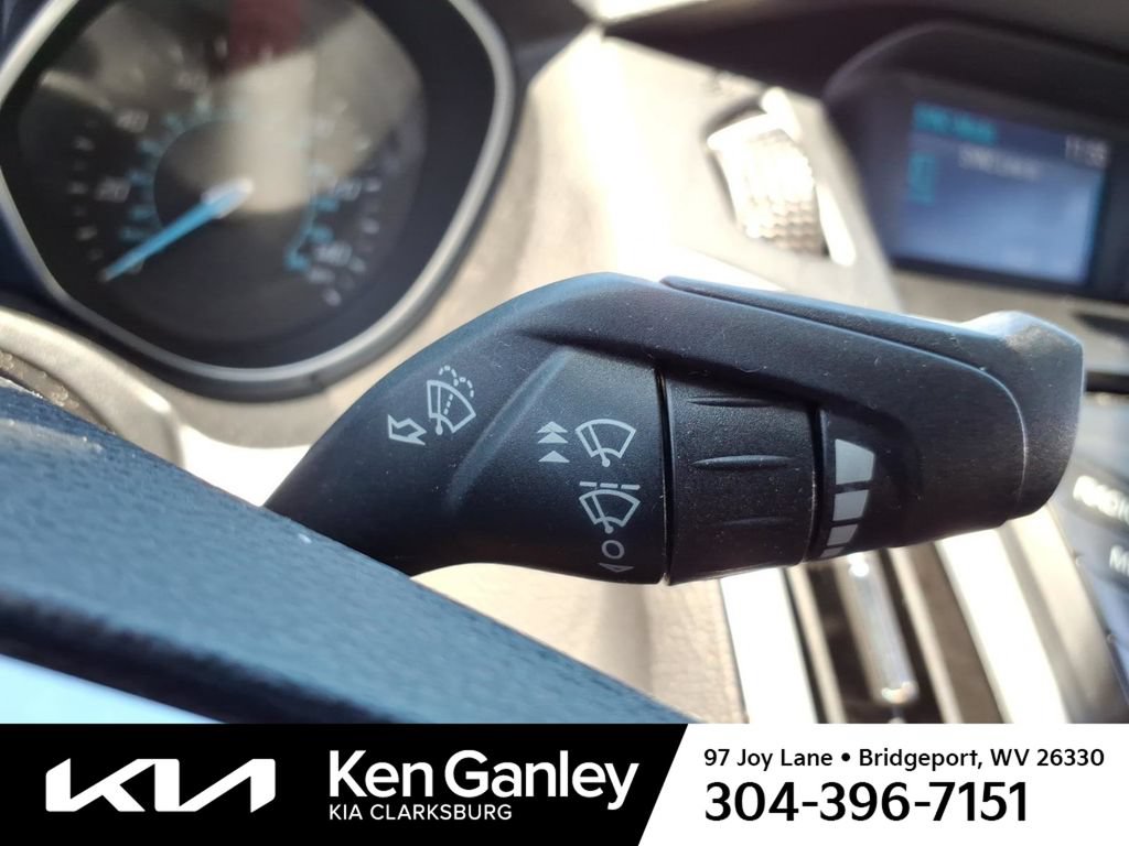 Used 2014 Ford Focus SE w/ SE Winter Package FWD image 22