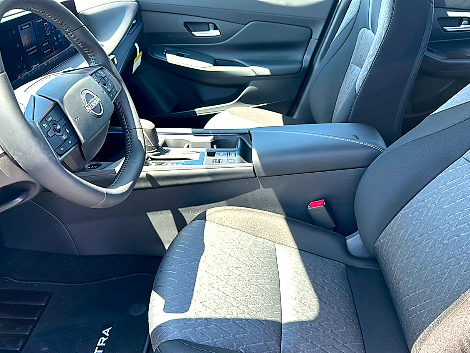 New 2026 Nissan Sentra SV w/ SV Convenience Package FWD image 10