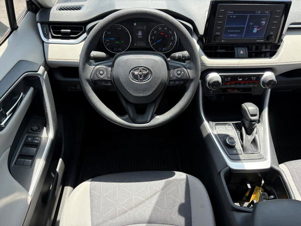 Used 2022 Toyota RAV4 XLE AWD/4WD image 4