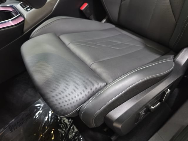 Used 2026 BMW X3 xDrive30i w/ Convenience Package AWD/4WD image 24