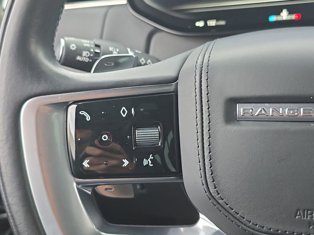 Certified 2023 Land Rover Range Rover SE AWD/4WD image 18