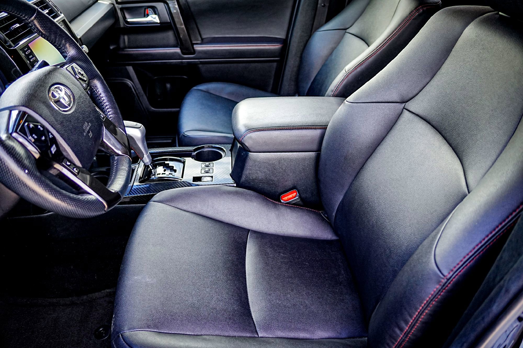 Used 2024 Toyota 4Runner TRD Off-Road Premium image 11