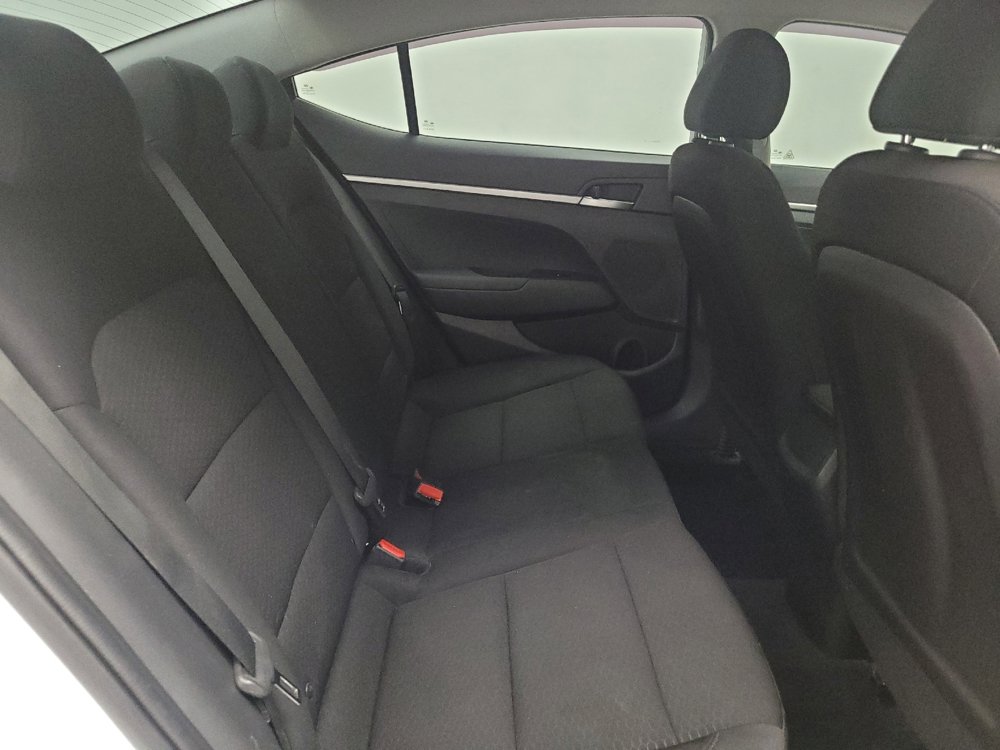 Used 2019 Hyundai Elantra SE w/ Cargo Package FWD image 19