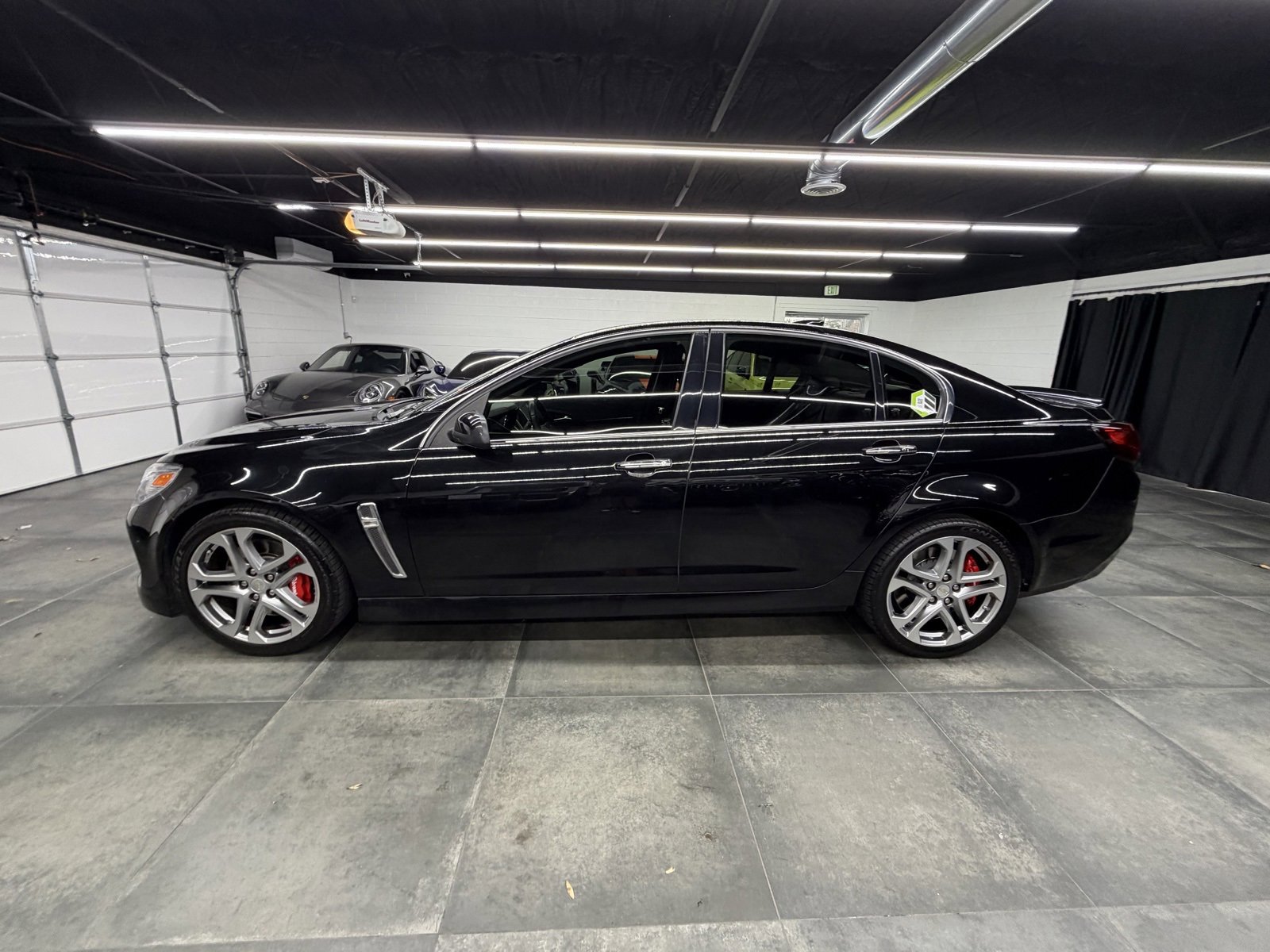 Used 2016 Chevrolet SS image 3
