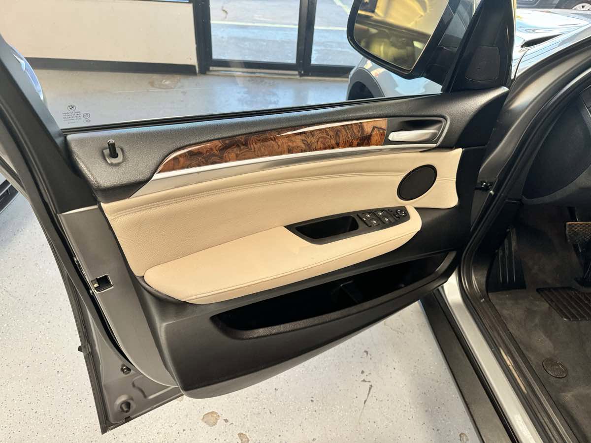 Used 2013 BMW X5 xDrive35i image 22