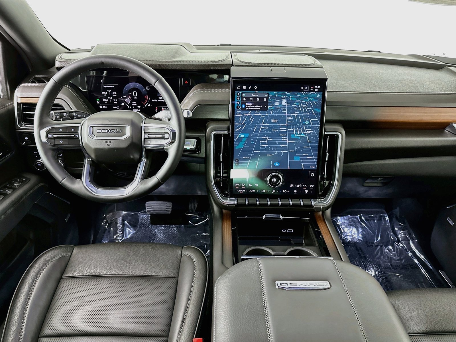 Used 2025 GMC Yukon XL Denali AWD/4WD image 24