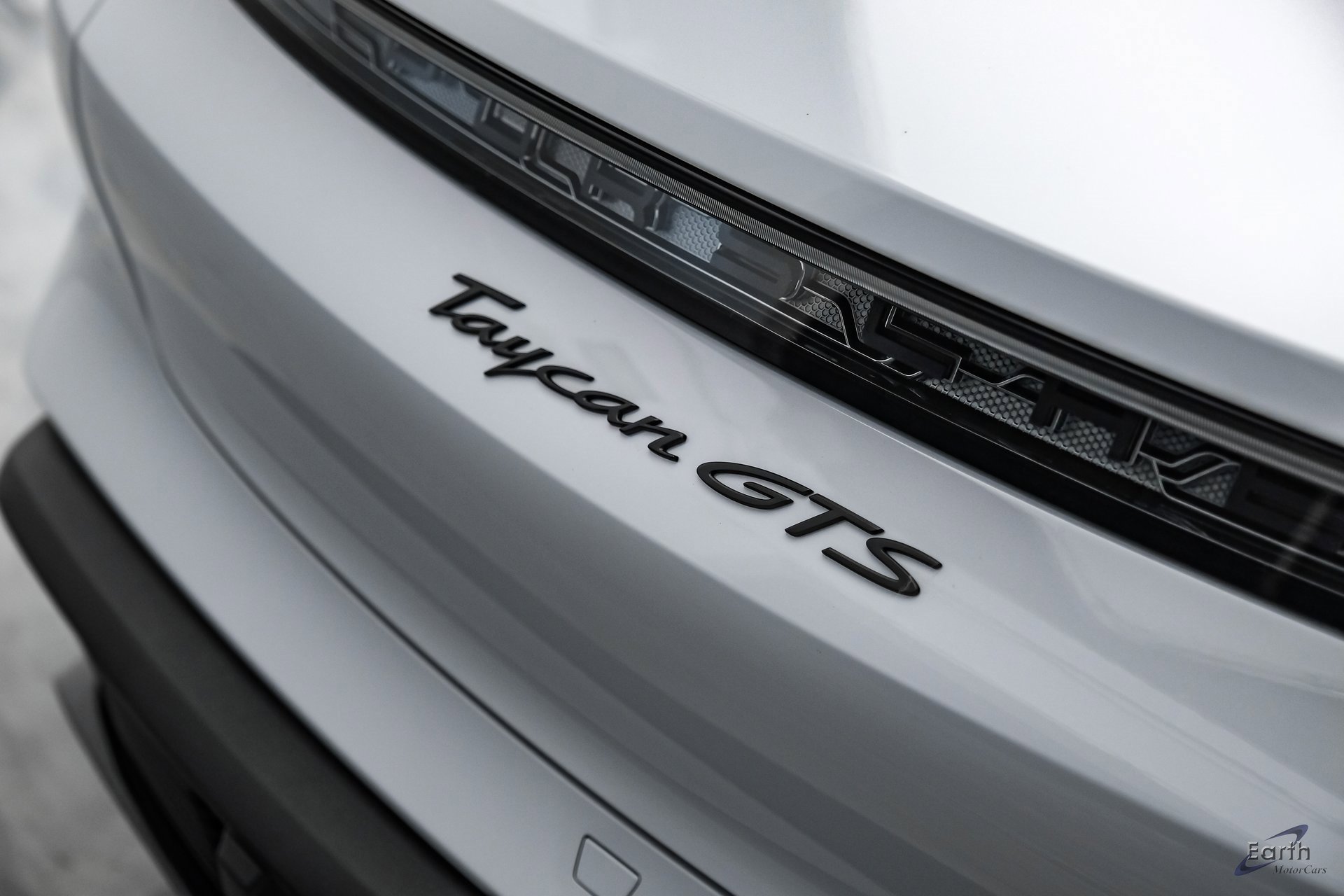 Used 2023 Porsche Taycan GTS w/ Premium Package image 29