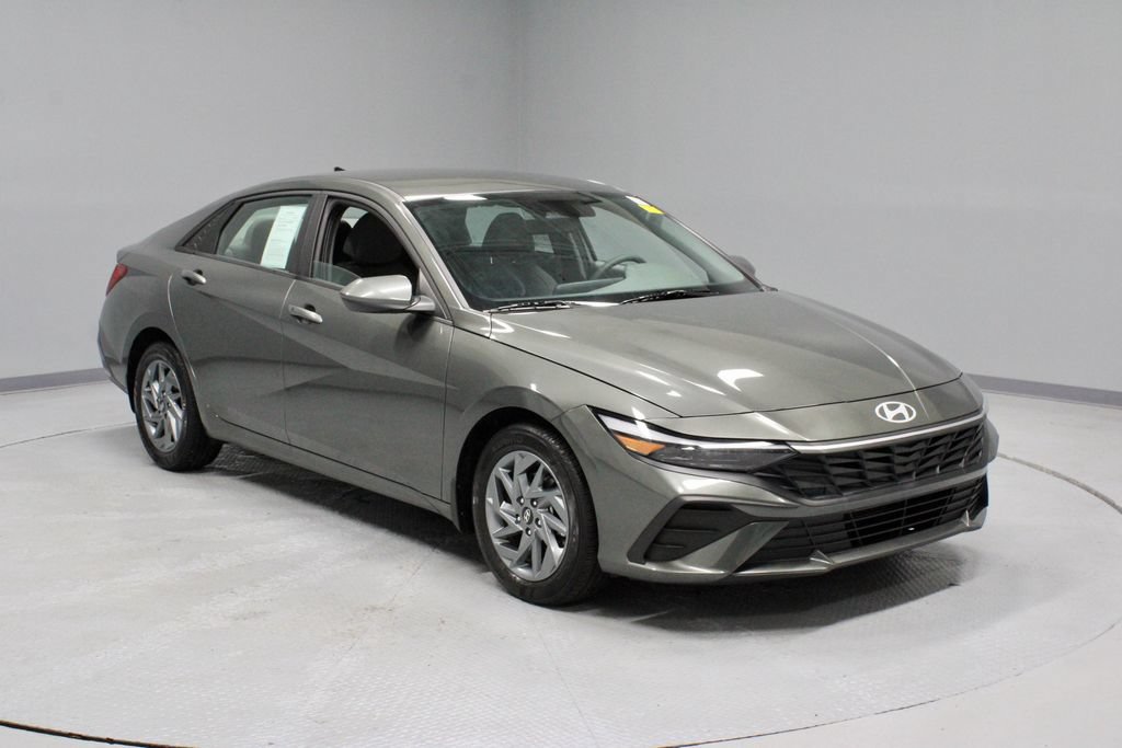Used 2024 Hyundai Elantra SEL