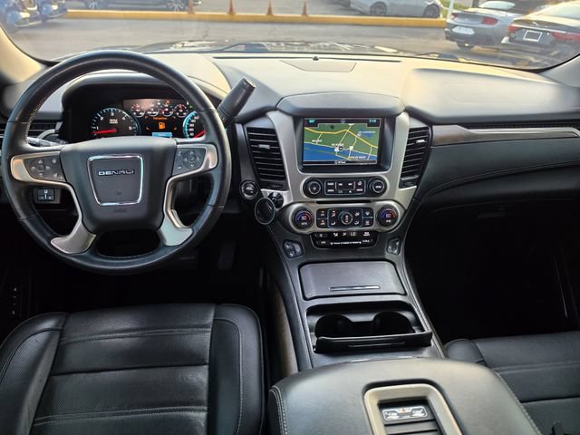 Used 2018 GMC Yukon XL Denali w/ Denali Ultimate Package AWD/4WD image 8