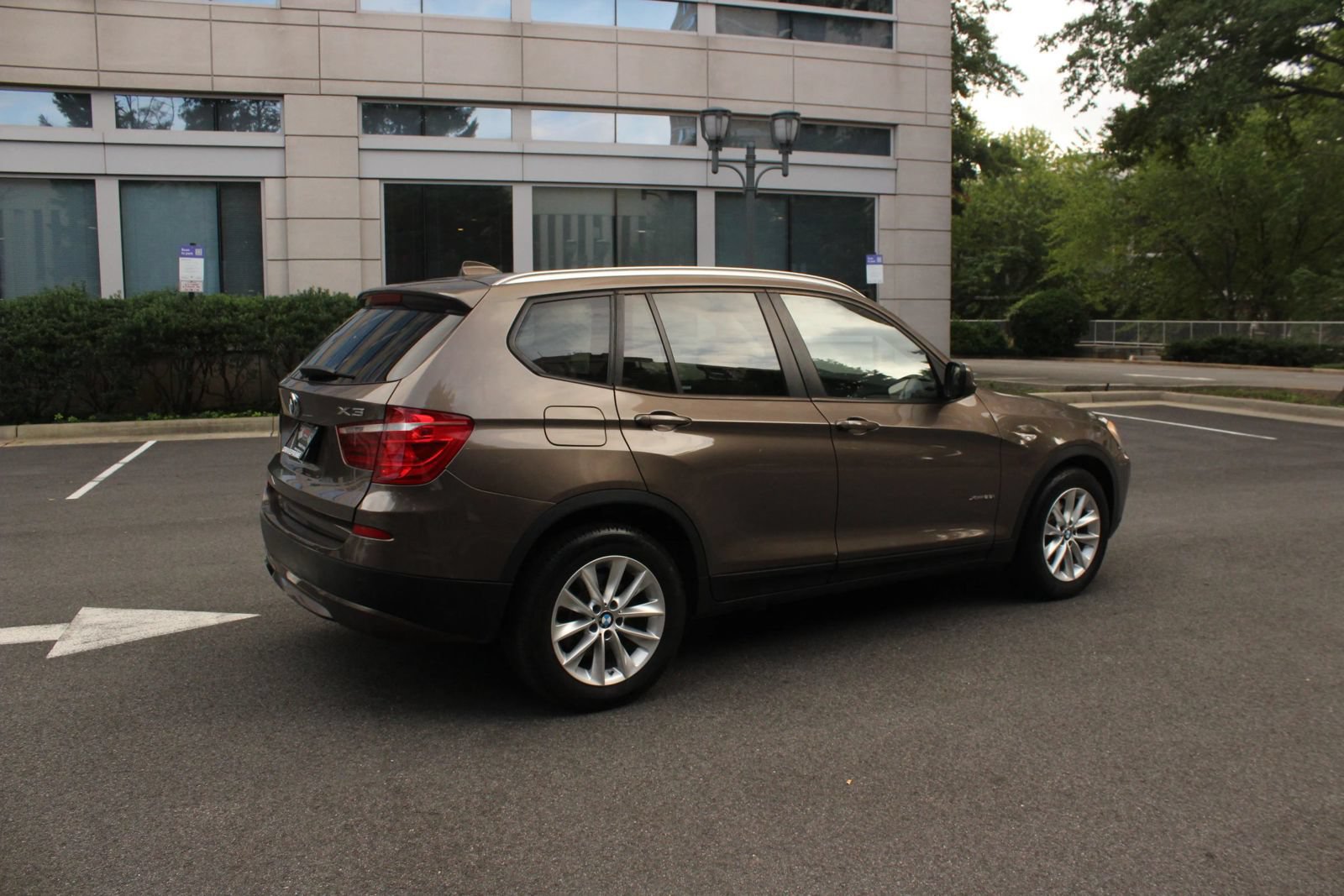 Used 2013 BMW X3 xDrive28i w/ Premium Pkg AWD/4WD image 7