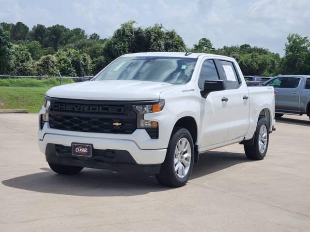 Used 2024 Chevrolet Silverado 1500 Custom AWD/4WD image 3