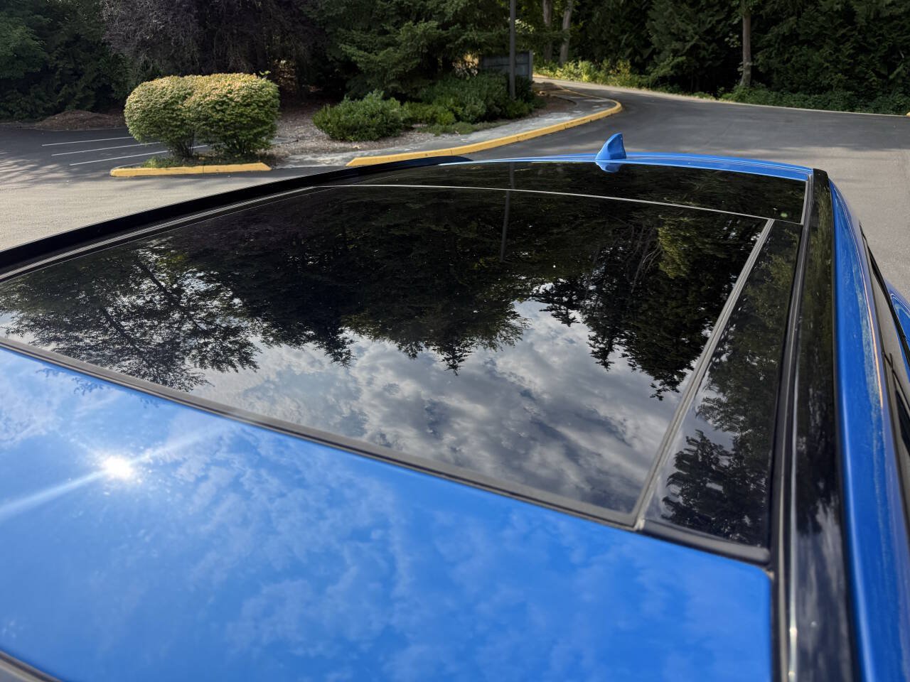 Used 2019 Jaguar F-PACE SVR AWD/4WD image 25
