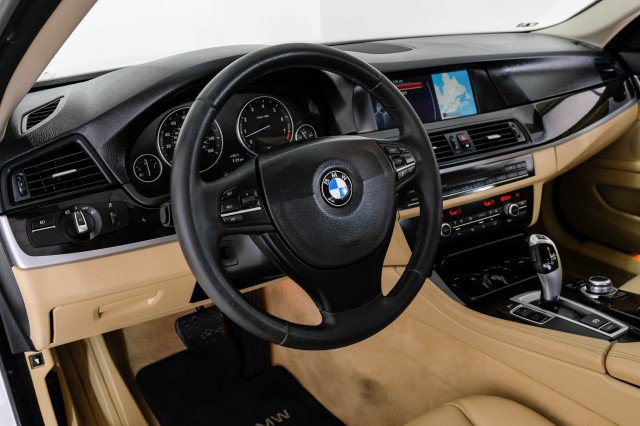 Used 2013 BMW 535i Sedan RWD image 12