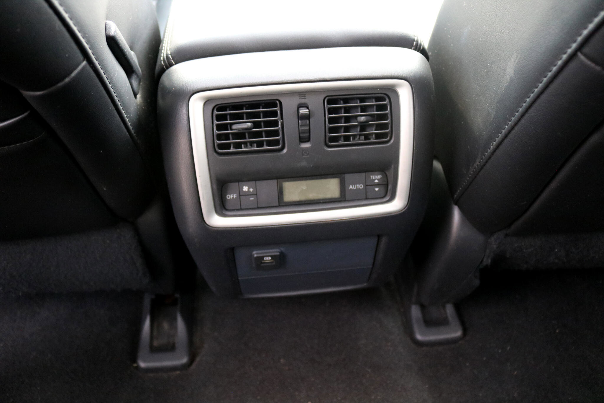 Used 2016 INFINITI QX60 Luxe image 37