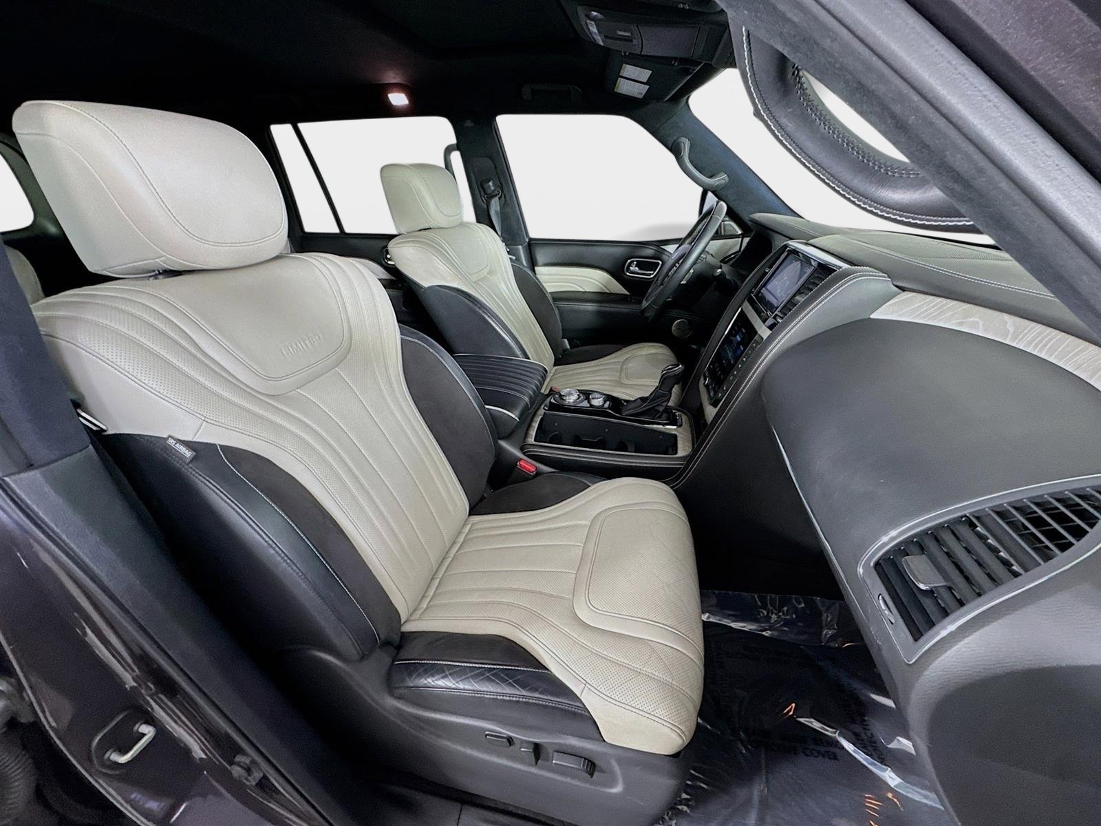 Used 2020 INFINITI QX80 Limited AWD/4WD image 31