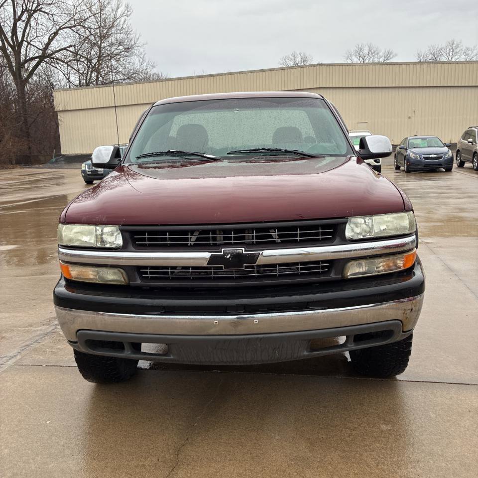 Used 2000 Chevrolet Silverado 1500 LS w/ Off-Road Chassis Pkg AWD/4WD image 2