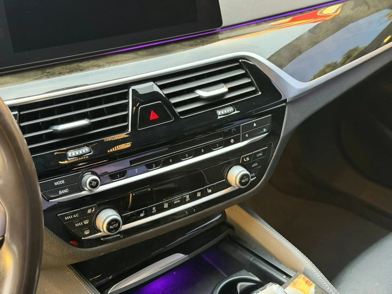 Used 2017 BMW 540i RWD image 19