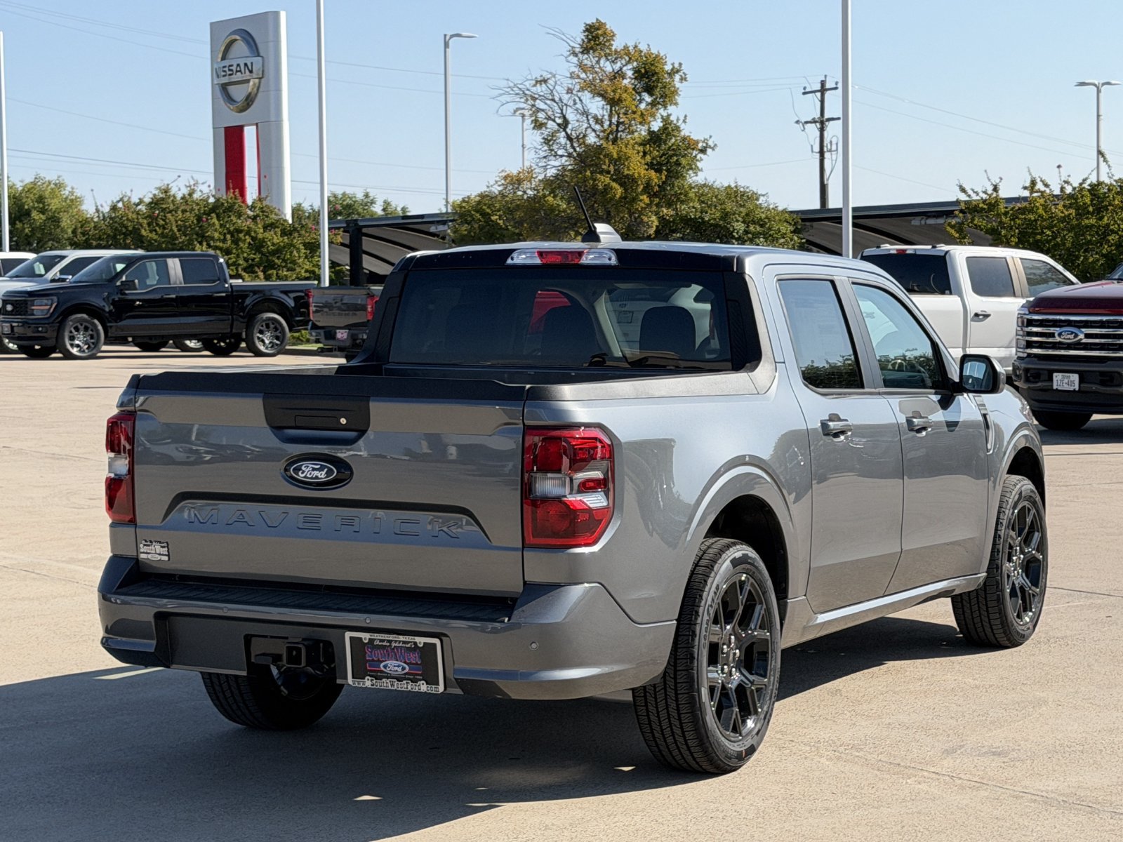 New 2026 Ford Maverick Lobo AWD/4WD image 4