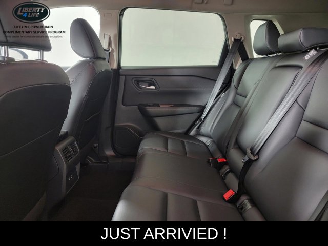 Used 2026 Nissan Rogue SL AWD/4WD image 15